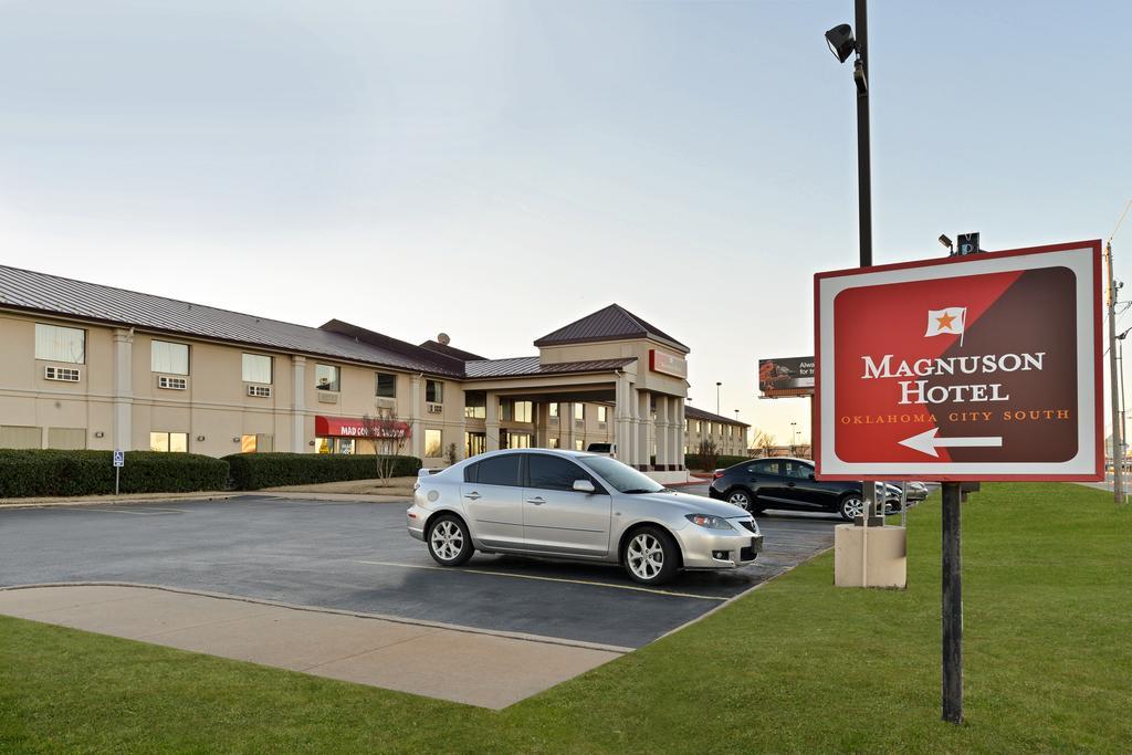 Rodeway Inn Oklahoma City Exteriör bild